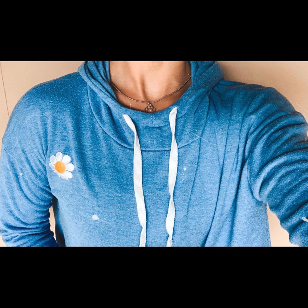 Daisy / Cropped Hoodie